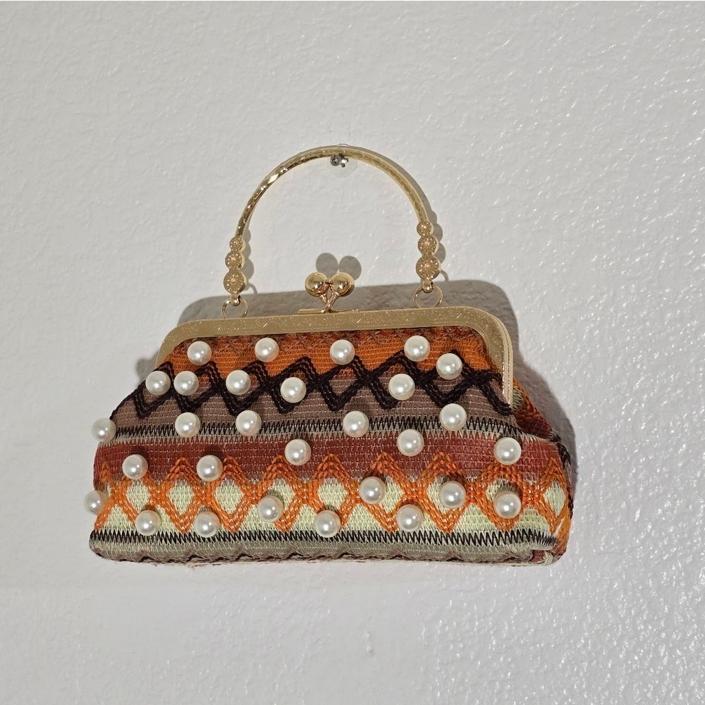 Elegant Multicolor Beaded Handbag - Picture 2 of 13
